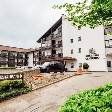 Centurio Hotell 3*