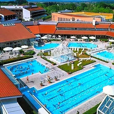 Centurio Hotell 3*